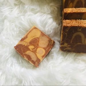 Carrot milk , Ginger & Turmeric honey  Bar oap